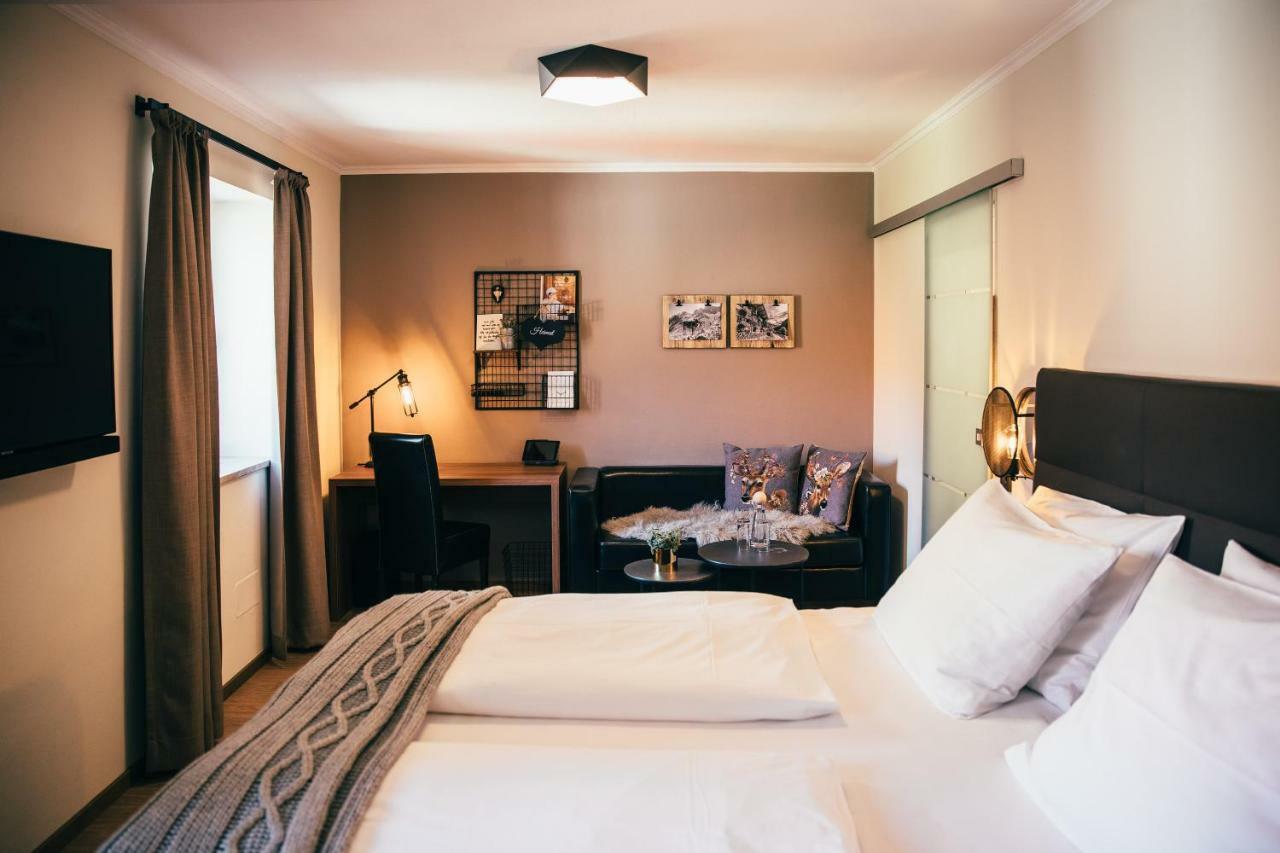 Boutique-Hotel Bayerischer Hof เคมป์เทน ภายนอก รูปภาพ